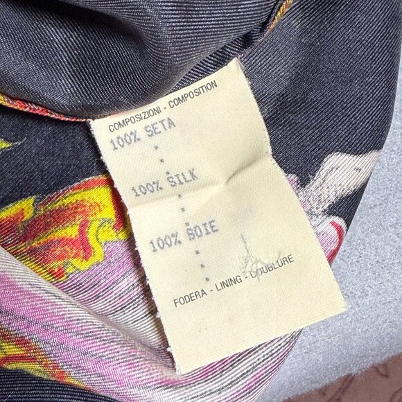 GIANNI VERSACE Rare Vintage Silk Shirt - Picture 9 of 12